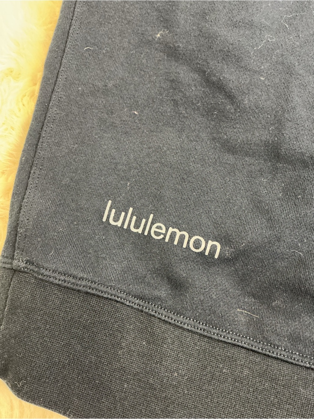 Lululemon - Perfectly Oversized Crew (Best Guess) - Sz XL (see measurements) - Picture 4 of 4